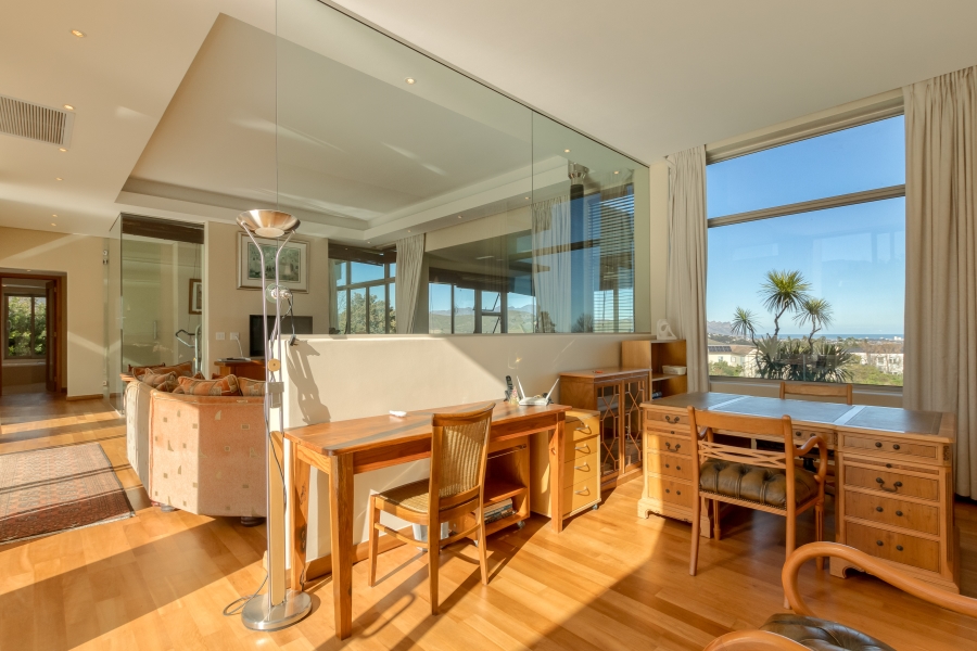5 Bedroom Property for Sale in Erinvale Golf Estate Western Cape